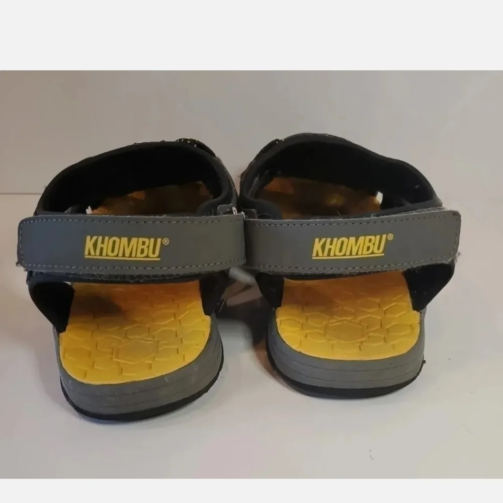 Khombu Kids' Sz 6 Dillon Sandals Water Shoes Grey/Yellow